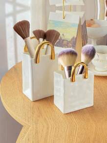 1pc Rinkle Paper Bag Vase, Square Wide-Mouth Pleated Vase, Unique White Matte Vase, Simple Bohemian Style Vase, Flower Arrangement, Table Decoration, Home Office Bookshelf Decoration, Suitable For Home Decoration, Bedroom Decoration, Office And Students, The Best Christmas Gifts,