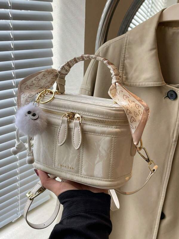 حقيبة يد صغيرة من البيج الرجعية البولي يوريثان (مع وشاح بقلب وتعليقة هدية)، حقيبة سطل بشكل مربع أنيق للتسوق