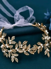 Delicate Golden Waist Accessory With Golden Handcrafted Flowers Leaves, Designed To Make The Bride Look Slim And Elegant, Adorned