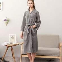 1pc Lightweight & Fashionable Home & Beach Robe, Quick Dry Soft Robe, Couples Loungewear, Simple Plaid Bathrobe, Sexy Sleepwear, Unisex Style Summer Wedding Home Bathroom Decor Back To School