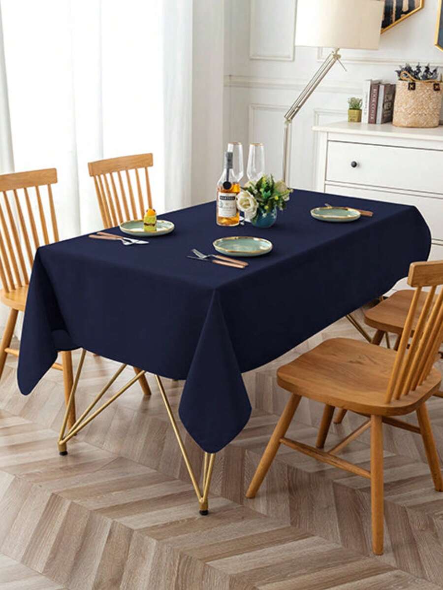 Farfallarossa A Stain-Resistant Solid-Colored Rectangular And Round Tablecloth With A Simple Design, Suitable For Various Occasions, Perfectly Balancing Aesthetics And Functionality. - Blue - View 1
