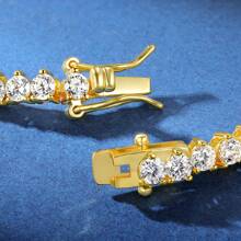 3 爪网球手链，18K 镀黄金 4 毫米圆形方晶锆石女式手链 - 金色 - 查看 3