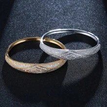 1 件跨境时尚个性化女士手链，镶嵌方晶锆石，适合日常佩戴，经典百搭珠宝 - S61252 - 查看 2