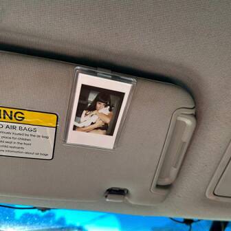 Vertical Car Sun Visor Photo Frame Clip, Personalized DIY Photo, Car Decor, Couple Gift, Wallet Photo Holder, Family Pet Memorial Photo Frame, Clip-On Style ( Paper Needs To Be Trimmed By Yourself! There May Be Minor Scratches On The Surface Of The Frame Due To The Manufacturing Process, But It Does Not Affect Normal Use.)