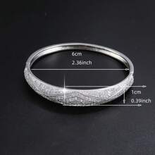 1 件跨境时尚个性化女士手链，镶嵌方晶锆石，适合日常佩戴，经典百搭珠宝 - S61252 - 查看 3