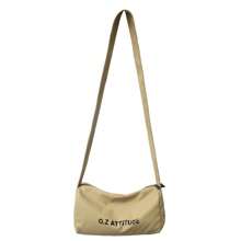 新款时尚简约男士单肩包，小众休闲百搭学生班包，男士健身斜挎包，新款轻便通勤男士背包，百搭字母纯色背包