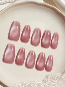 手工美甲配件套装，包括 10 件短椭圆形按压式指甲，可爱的粉色水晶猫眼设计，适合女孩、圣诞派对或日常佩戴，含 1 件指甲箔贴纸和 1 件指甲条用品 - 淺粉色 - 查看 4