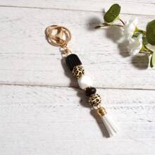 1pc Spring Silicone Beaded Tassel Keychain Ideal Accessory For Bags Designed For Both Men And Women Bridesmaid Gifts Boho