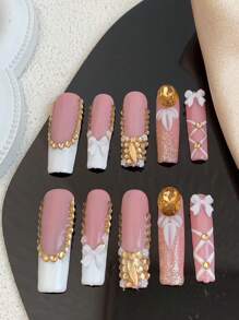 十件纯手工可穿戴美甲，手绘法式风格，3D立体雕刻，极其适合作为生日、节日礼物赠送给朋友、女朋友，并且可以重复使用。