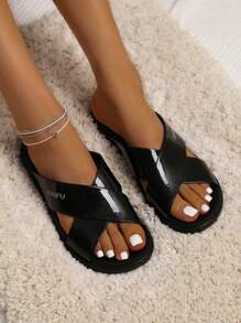 luofu Sandalias con tira cruzada para mujer de LUOFU, diapositivas planas de moda para uso en exteriores, chanclas de verano para dama, color negro, hechas de EVA a prueba de agua y antideslizantes