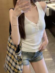 韩版百搭修身优雅 V 领纽扣无袖吊带背心，春夏 - 白色 - 查看 2