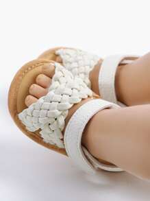 Lässige niedliche blumenförmige offene Sandalen für Kleinkindmädchen, atmungsaktive rutschfeste Laufschuhe für Frühling und Sommer