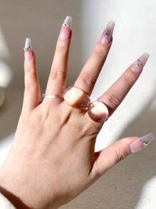 3 件朋克风格极简主义透明树脂戒指，适合女性休闲或参加派对时佩戴，在阳光下闪闪发光