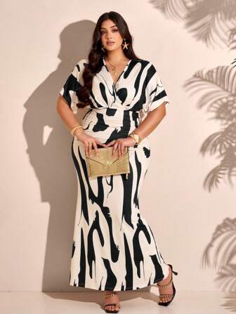 BIUBIU Sommar Ny Snygg Elegant Resort Plus Size Bohemisk Stil Damklänning Med V-Ringning Midja Plisserad Höft Slimmad Slimmad Klänning (Slumpmässigt Blommönster)