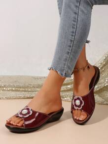 Women's Platform Wedge Sandals With Metallic Chain Decor, Open Toe Soft Comfort Footbed, Premium PU Leather, Fashionable And Versatile Beach Casual Design, Suitable For Summer Holiday