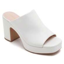 White8731