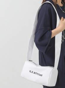 新款时尚简约男士单肩包，小众休闲百搭学生班包，男士健身斜挎包，新款轻便通勤男士背包，百搭字母纯色背包