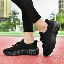 女士透气跑步鞋，针织网眼鞋面防滑低帮户外运动鞋，轻便软底休闲旅游鞋 - 黑色 - 查看 3
