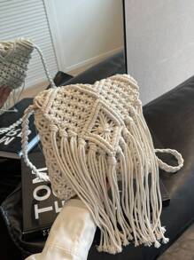 Woven Small Shoulder Bag For Women, New Fashion Straw Braid Crossbody Bag, Versatile Small Square Envelope Bag, Chic Bohemian Style Sling Bag For Beach Vacation