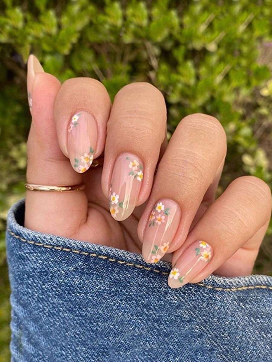 24 Pieces Of European And American Short, Cute, And Fresh Flower Design Decorative Nail Patches, Fully Covered With Fake Nail Art Patches, Nail Art Supplies, Versatile Daily Wearing Nail Set, Suitable For Office Women, Parties, Dates, And Daily Wear To Decorate Your Nails And Enhance Your Fashionable Taste Of Nails