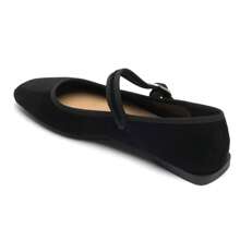 Casual Versatile Simple Solid Color Flat Shoes - Black - View 6