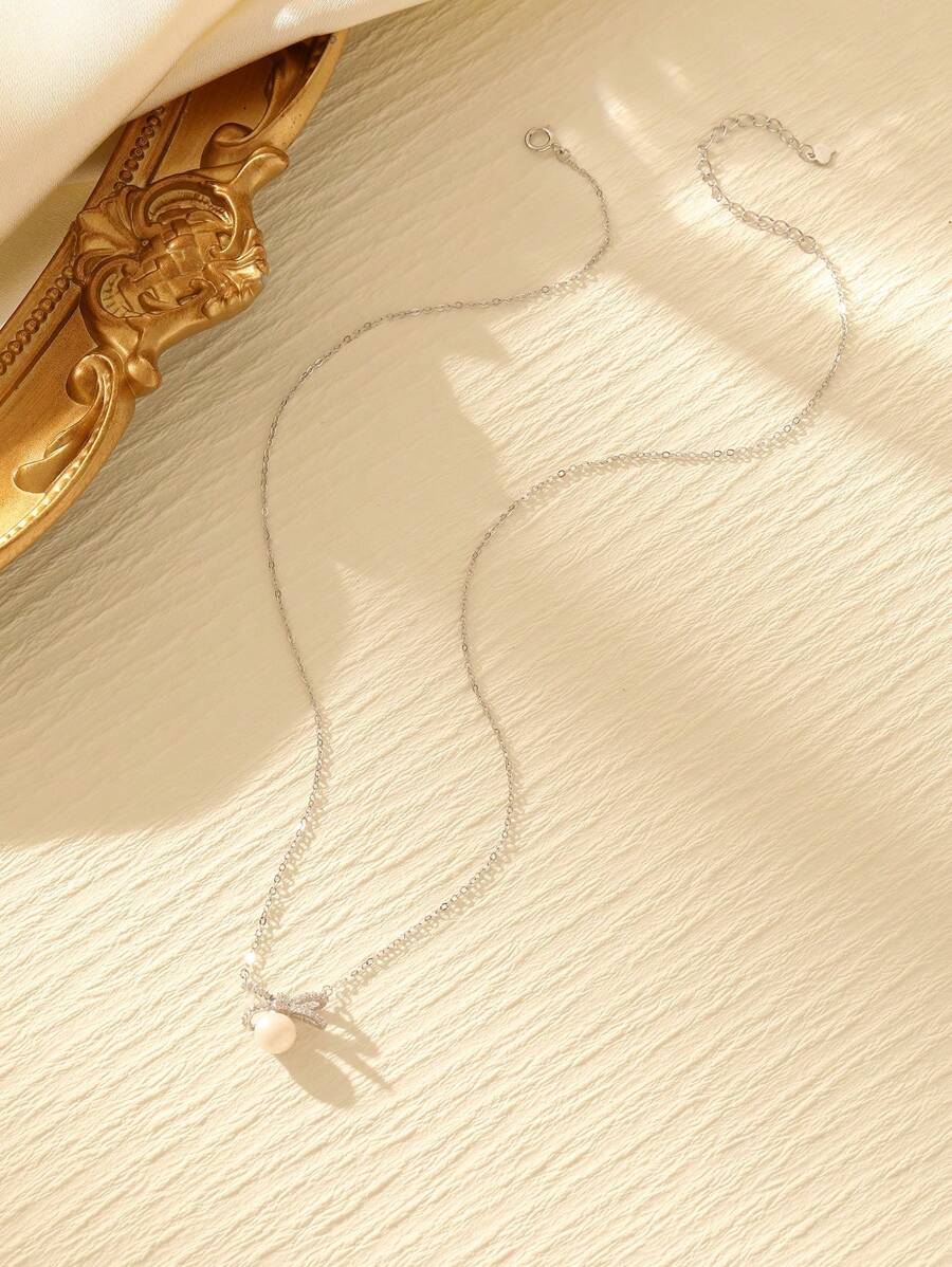 1pc Elegant Cultured Freshwater Pearl & Cubic Zirconia Silver Jewelry Bow Pendant 925 Sterling Silver Necklace, Suitable For Women Everyday Wear - Silver - View 1