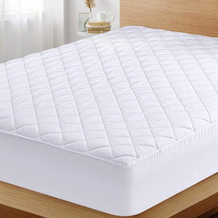 Protector de Colchón Acolchado Algodón | Transpirable, Hipoalergénico con Tratamiento Antiácaros | Ultra Suave, Ajustable para Colchones de hasta 30 CM