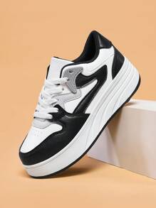 Zapatos con ruedas de estilo universal para niños/niñas, zapatos con ruedas desmontables de 4 ruedas para adolescentes, zapatillas deportivas de patinaje para exteriores - Blanco y Negro - Ver 5