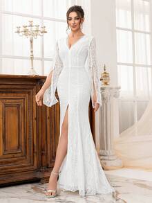 Lace V-Neck Long Sleeve Simple And Fashionable Wedding Dress With High Slit