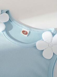 2pcs Girls 3D Floral Decor Camisole Top And Plaid Embroidered 3/4 Pants Set, Summer