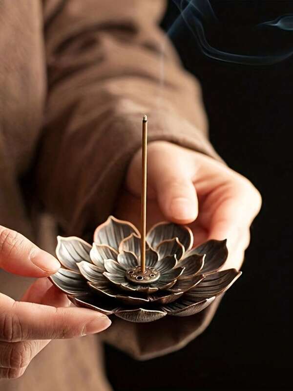 1pc Exquisite Lotus Design Stick Incense Burner With Ash Catcher - Elegant Home And Office Fragrance Accessory For Peaceful Ambiance - Perfect For Meditation And Relaxation