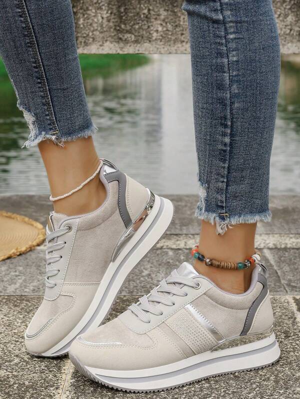 2025 New Slip-Resistant Casual Women's Soft-Sole Lightweight Fashionable Lace-Up Sports Shoes, Suitable For All Seasons