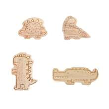 Cartoon-Style Solid Wood Hooks That Can Have Names Customized On Them. They Are Extremely Convenient As They Are No-Drill And Can Be Mounted On The Wall. They Are Especially Suitable For Being Used As Door Handles For Children's Drawers And Cabinets, And They Are Truly A Must-Have For Organizing Clothes And Hats.