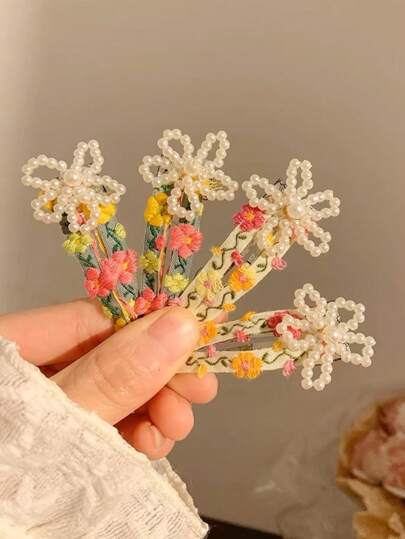 1个花朵珍珠装饰发夹，乡村风格，随机图案，适合少女