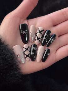 10 Stück handgemachte Y2K Edgy Baddie Schleifen, Herz, Kristall verzierte Nagelkunst Set Aufklebe-Nägel Nagelbedarf Nägel