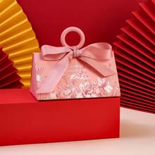 Elegant European Style Gift Box, Triangle Shaped Pearl Floral Design, Creative High-End Wedding Candy Box, Handbag For Mother's Day, Wedding, Birthday, Anniversary And Holiday Party Gift Packaging, Suitable For Candy, Chocolate, Candy And Other Items