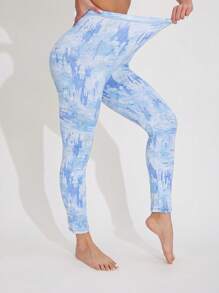 1 pieza Pantalones ajustados de mujer en azul celeste, diseño cómodo con estampado de nubes, leggings de tela de melocotón transpirable, pantalones de yoga elegantes y moldeadores con gran elasticidad, mallas para ejercicio, aptos para gimnasio, exterior, todo el año