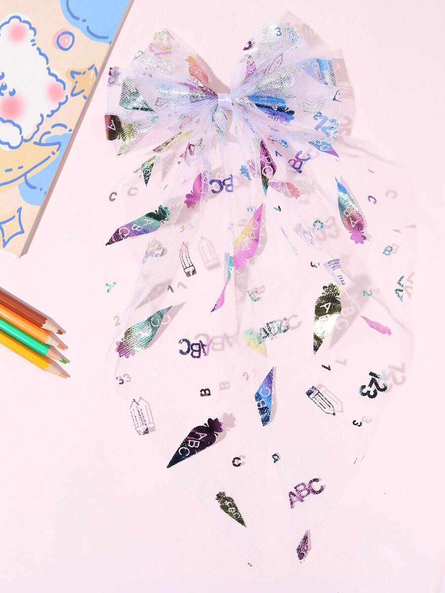 1 件女孩薄纱蝴蝶结发夹 - 可爱彩色铅笔和字母印花设计，带有超大飘逸尾巴，闪亮儿童发夹，学校季节发饰，派对趣味礼物，开学第一天