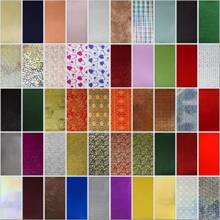 50 hojas de papel texturizado con brillo en tamaño A6 - Múltiples colores, hologramas y diseños en relieve para tarjetas de felicitación, scrapbooks, collages y manualidades festivas - Papel de alta calidad para bolsas de arte, suministros de scrapbook | Papel con efectos holográficos | Diversos patrones,Útiles escolares, Vuelta al cole