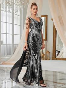 弹性串珠 V 领鱼尾裙，收腰设计，搭配手工串珠链条肩带，打造优雅奢华造型，适合派对、毕业典礼、婚礼、正式活动、派对礼服、婚礼宾客礼服、晚礼服、礼服等各种场合