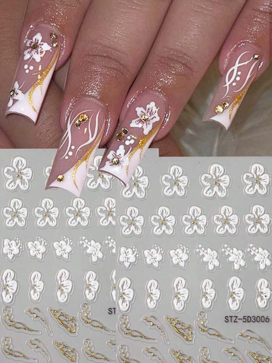 2 stuks witte hibiscusbloem 5D nagelstickers elegante witte bloemblaadjes gouden lijnontwerpen acryl gegraveerde stickers bloeiende orchideeën bloemblaadjes lente zomer manicure decoraties