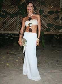 Conjunto de traje de baño sexy de 2 piezas con diseño calado en blanco para mujeres