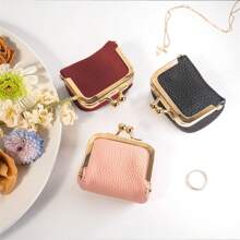 Mini Porta-Joias em Couro: Porta-moedas portátil em couro genuíno com inspiração vintage, organizador de joias com fecho de encaixe para anéis, brincos e colares. Carteira mini elegante em couro PU para mulheres, perfeita para presentes de Natal, acessórios de viagem e uso diário. Ideal para organizar sua coleção de joias preciosas com praticidade.