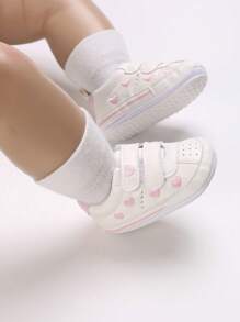Newborn Infant Girl Heart Shaped Soft Rubber Sole Pre-Walker Sneakers