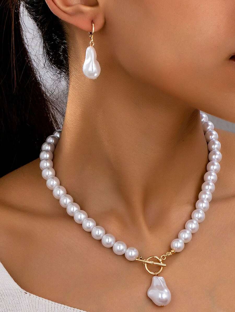 3 件套耳环 + 项链优雅珠宝套装由球形宝石制成，时尚龙虾扣设计，配人造珍珠、圣诞帽、心形，适合日常服装和派对配饰、圣诞节和情人节珠宝 - 金黃色 - 查看 1