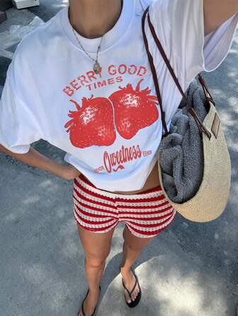 杏色女士圆领休闲时尚透气大草莓印花短袖T恤春夏新品