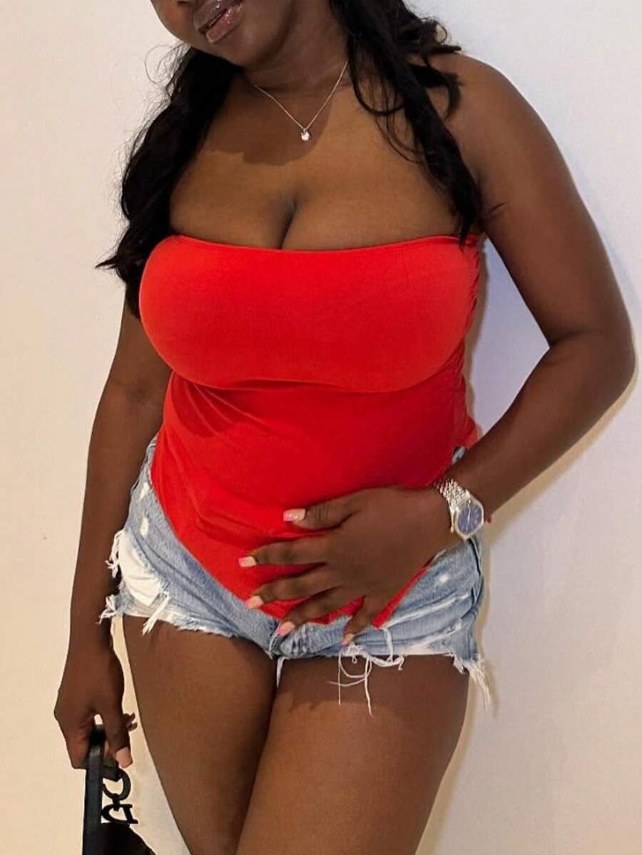 Women Plus Size Solid Color Asymmetric Hem Bodycon Tube Top - Red - View 1