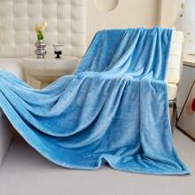 1pc Kids Solid Color Minimalist Flannel Blanket, Warm & Convenient, Soft & Comfortable, Machine Washable, Bedding Decor, Holiday Gift - Blue - View 6