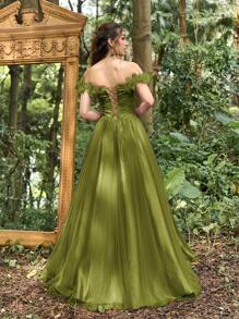 Đầm dạ hội Faeriesty Luxe sang trọng, trễ vai, chất liệu lưới, xẻ tà cao | Thích hợp cho các buổi dạ tiệc trang trọng, đám cưới theo phong cách rừng xanh và các buổi khiêu vũ lớn. - Màu xanh Ô liu - Xem 3