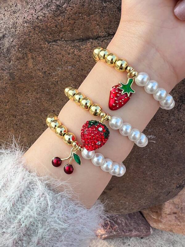 1pc Adjustable Handmade Copper Beads & Pearl Decor Strawberry & Cherry Pendant Bracelet, Fashionable For Women Daily Wear